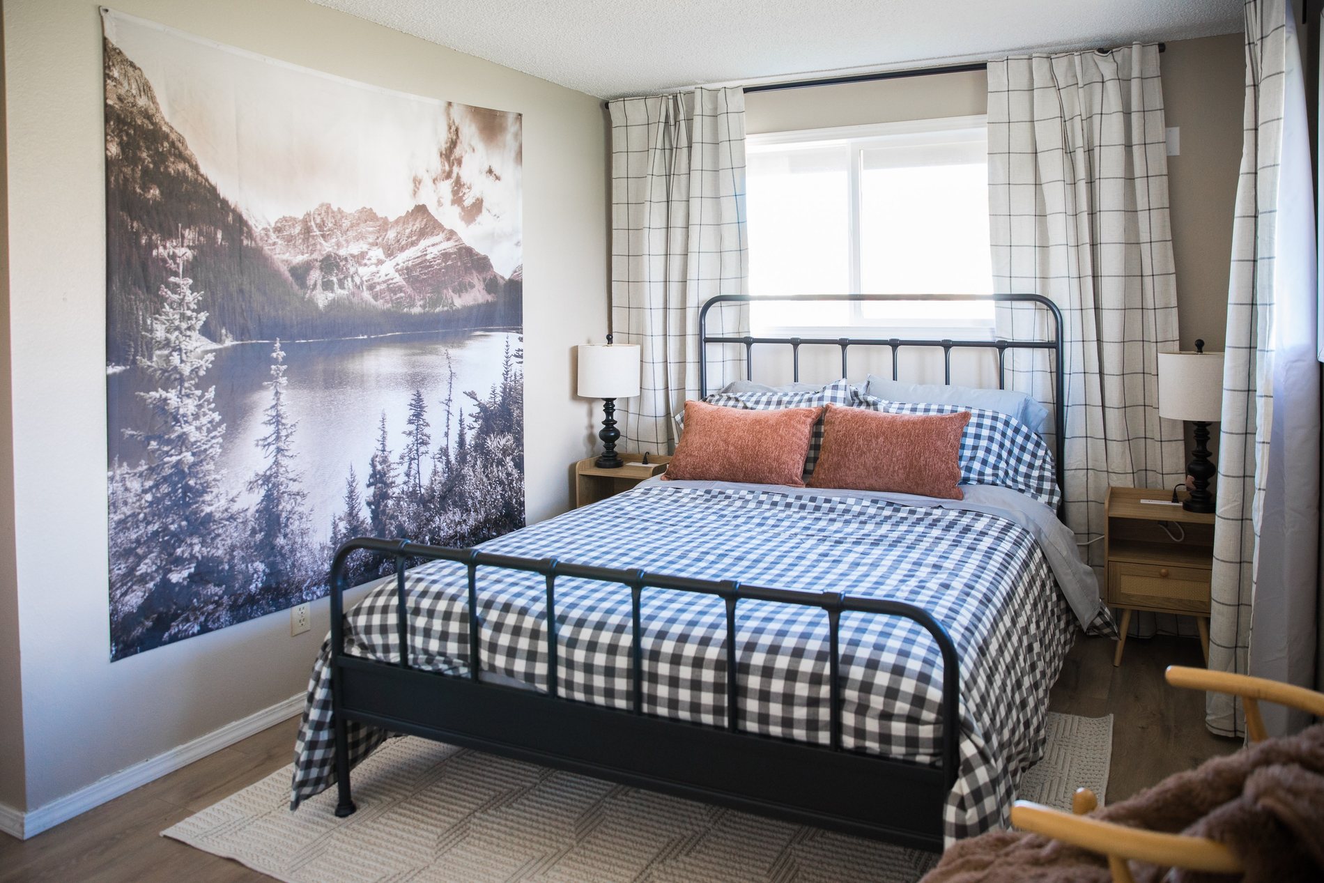 Guest bedroom